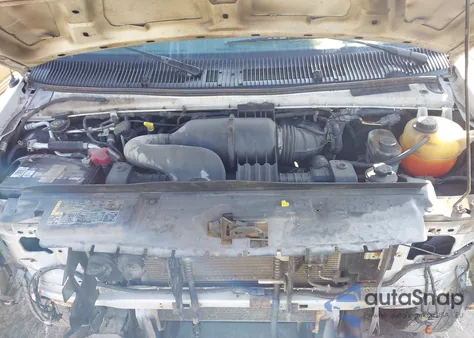 2013 Ford Econoline E350 Super Duty Wagon из США, поврежденный, VIN 1FBSS3BL4DDB05476